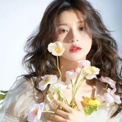 加油站的女孩